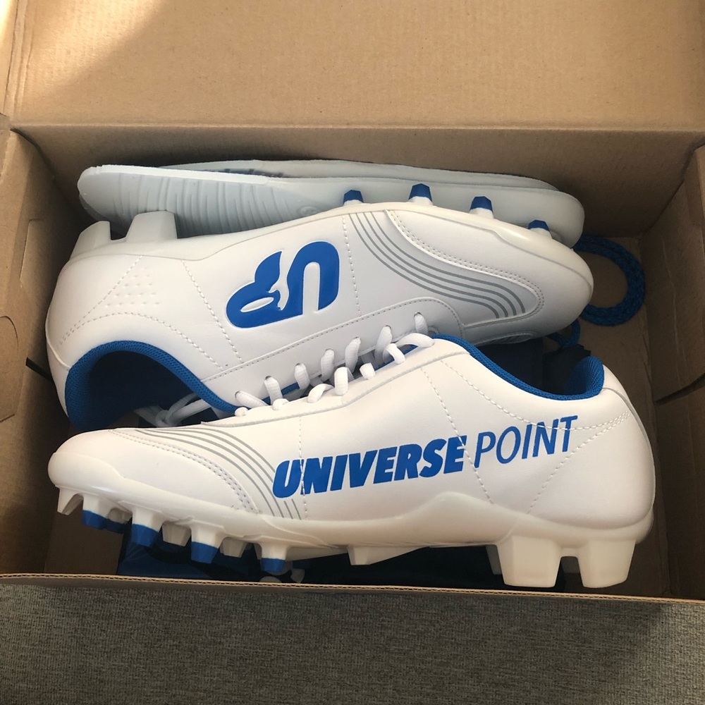 Universe point 1.0 ultimate frisbee cleats